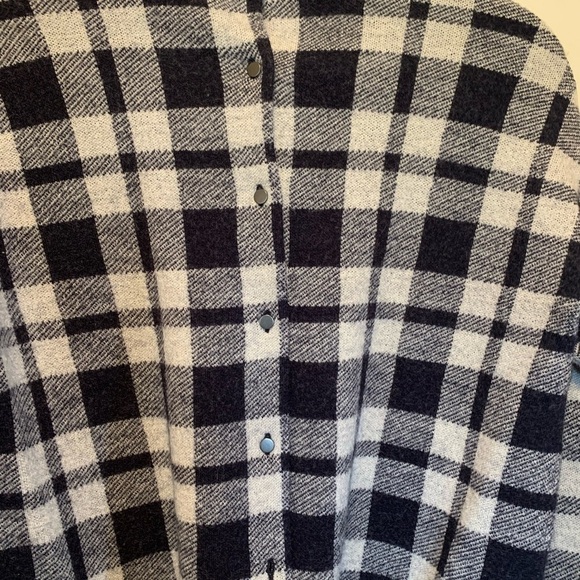 Madewell Merino Wool cream/blue plaid button back crew sweater - Picture 7 of 12